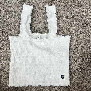 Crop top from Hollister size small. Never worn.